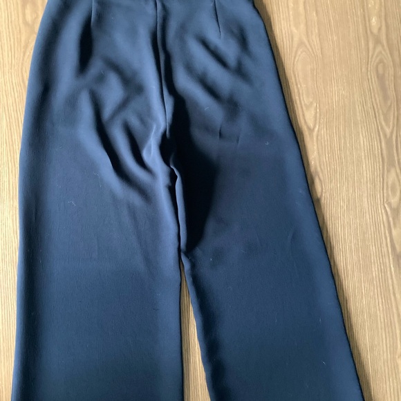 Aritzia black pants size 4 good condition - Picture 4 of 5